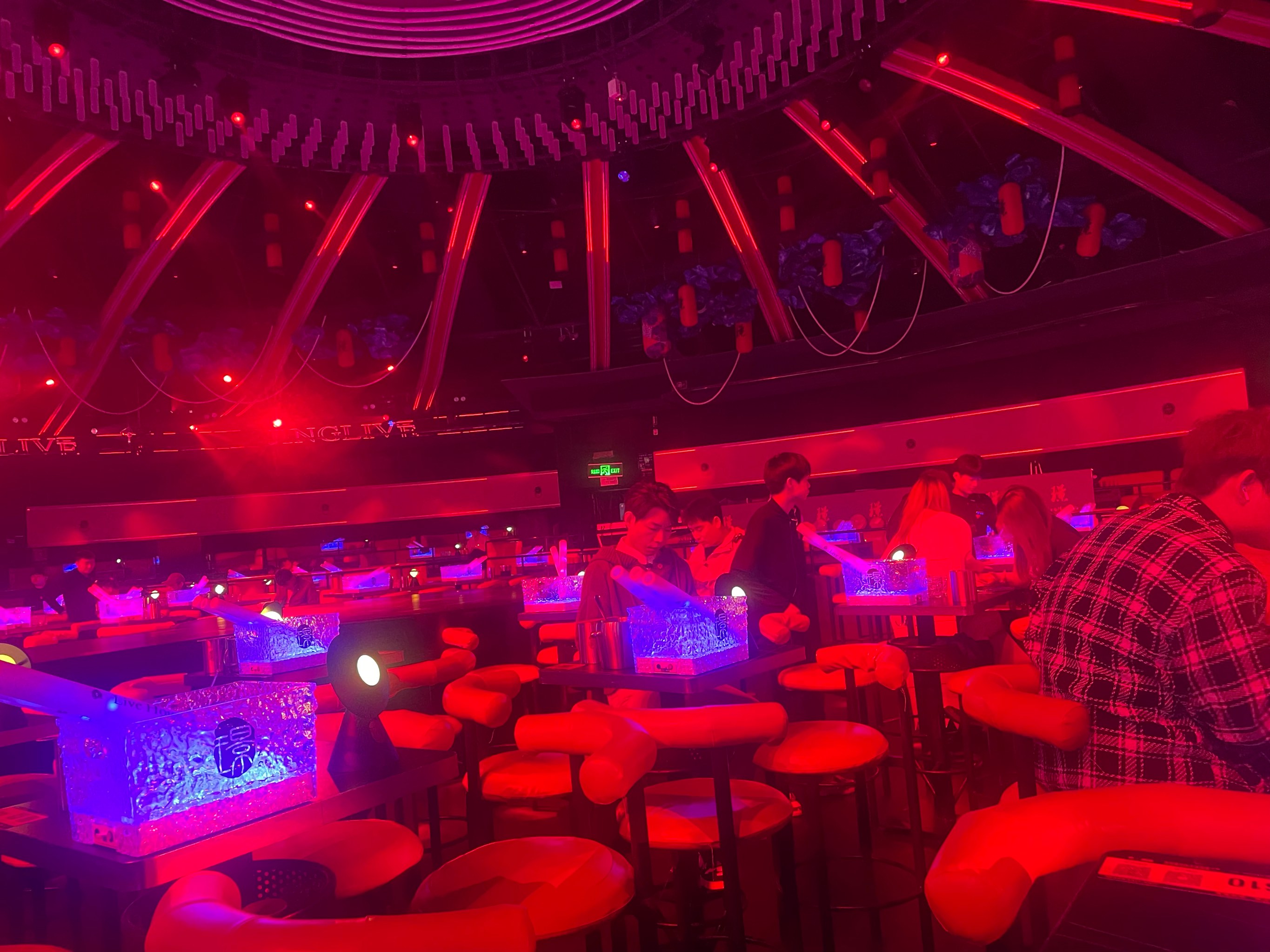 贵阳商务KTV最佳选择-花溪区ktv预订